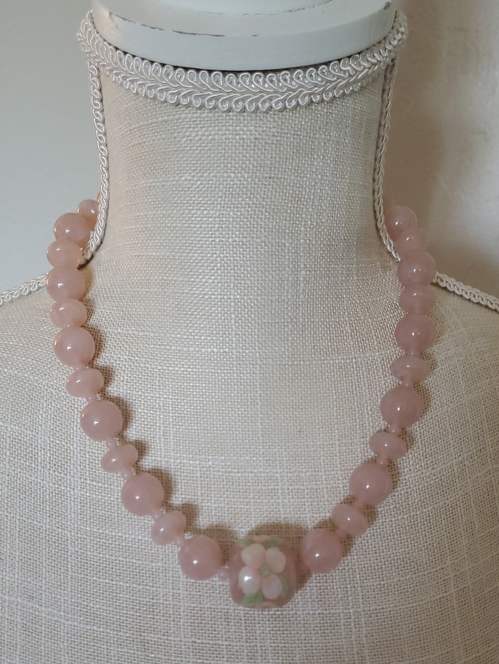 Vintage AVON Pink Lucite Floral Painted Bead Touch Of Spring Necklace